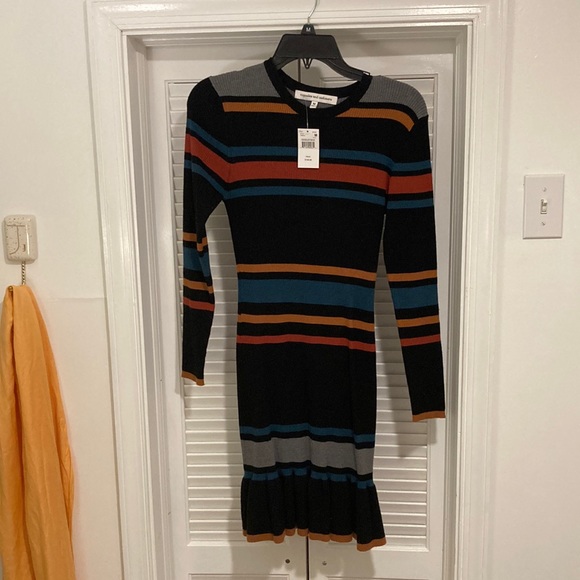 Cupcakes and cashmere striped sweater dress - Picture 5 of 8